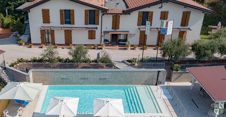 agriturismo con piscina castiglione